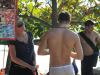 Sharon Stone e o namorado Martin Mica na praia de Laranjeiras.