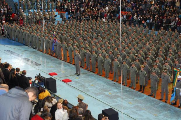 Cerimônia da BM forma 416 novos sargentos em Porto Alegre Osmar Nólibos,Brigada Militar/Divulgação Cerimônia da BM forma 416 novos sargentos em Porto Alegre Osmar Nólibos,Brigada Militar/Divulgação