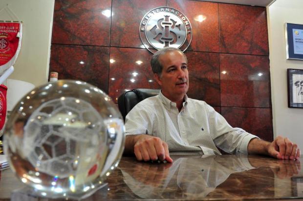 Giovanni Luigi atribui possível proposta do Tottenham à semana Gre-Nal: "Querem tumultuar o ambiente" Tadeu Vilani/Agencia RBS Giovanni Luigi atribui possível proposta do Tottenham à semana Gre-Nal: "Querem tumultuar o ambiente" Tadeu Vilani/Agencia RBS