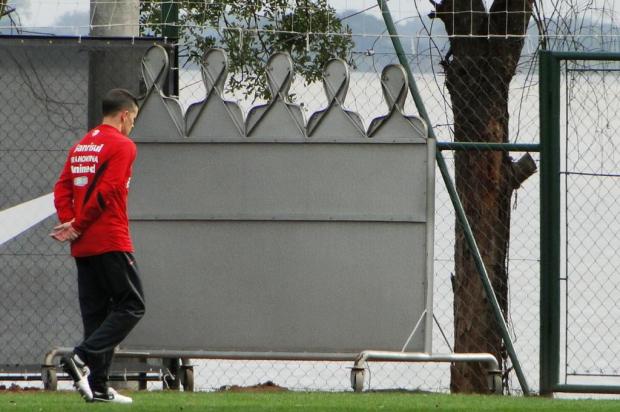 D'Alessandro retorna ao time contra o Figueirense e Fernandão garante argentino como capitão do Inter Alexandre Ernst/Agência RBS D'Alessandro retorna ao time contra o Figueirense e Fernandão garante argentino como capitão do Inter Alexandre Ernst/Agência RBS