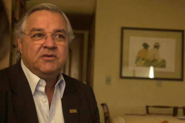 Odone descarta Gre-Nal com torcida única: "Troquem para o Olímpico" Emílio Pedroso/Agencia RBS Odone descarta Gre-Nal com torcida única: "Troquem para o Olímpico" Emílio Pedroso/Agencia RBS