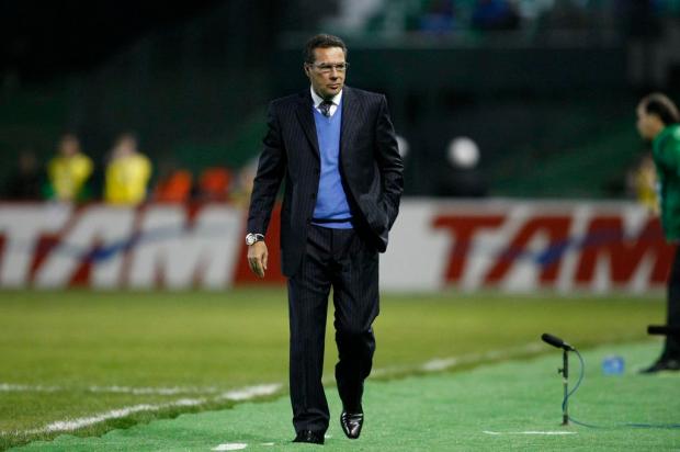 Luxemburgo cita desfalques e jogadores debilitados para explicar derrota Felipe Gabriel, Lancepress/