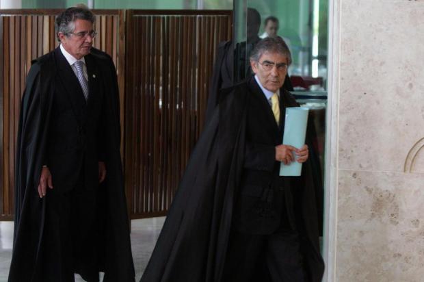 Voto de Ayres Britto encerra a análise do primeiro de sete itens do mensalão Carlos Humberto/Divulgação