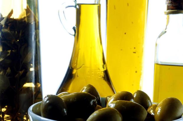 Caçapava ganha fábrica de azeite de oliva Ricardo Wolffenbüttel/Agencia RBS Caçapava ganha fábrica de azeite de oliva Ricardo Wolffenbüttel/Agencia RBS