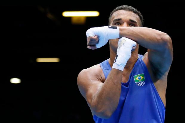 David Coimbra: Esquiva Falcão entra para história do boxe brasileiro Jack Guez,AFP/ David Coimbra: Esquiva Falcão entra para história do boxe brasileiro Jack Guez,AFP/
