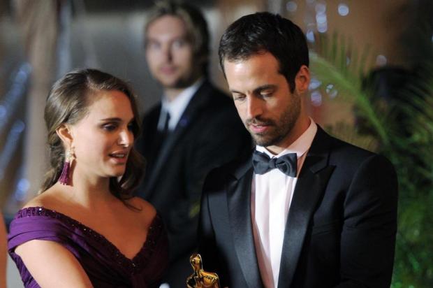 Natalie Portman se casa em cerimônia íntima com Benjamin Millepied Chris Pizzello/AP