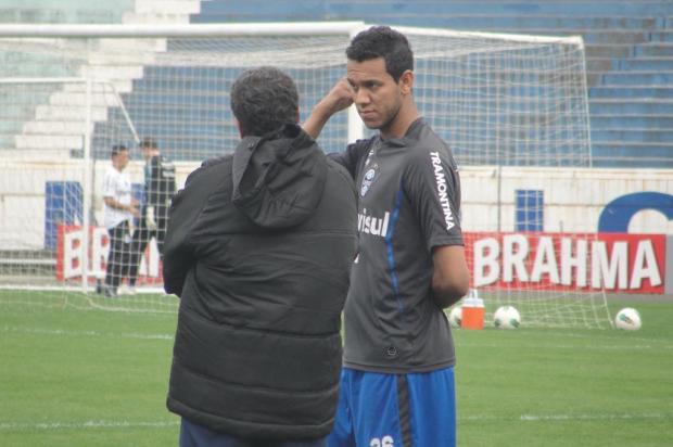 Com substituto de Fernando indefinido, titulares fazem treino leve no Olímpico André Baibich/ Com substituto de Fernando indefinido, titulares fazem treino leve no Olímpico André Baibich/