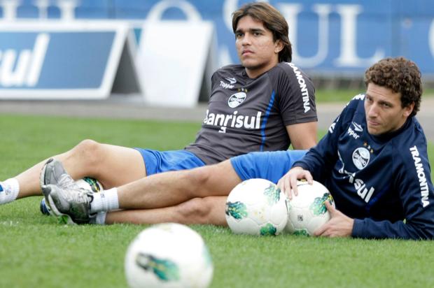 Grêmio precisa da vitória contra a Ponte Preta para seguir brigando pela ponta Wesley Santos, Pressdigital/ Grêmio precisa da vitória contra a Ponte Preta para seguir brigando pela ponta Wesley Santos, Pressdigital/