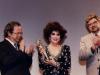 Nos anos 1990, Gramado dribla a crise da produção cinematográfica nacional promovida pela era Collor, abrindo-se às produções latinas. É a fase que projeta o festival internacionalmente e leva à Serra personalidades como a atriz Gina Lollobrigida (1995)
