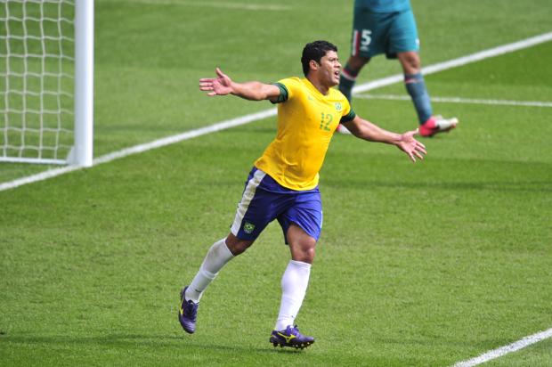 Aliviado após volta de irmã sequestrada, Hulk agradece manifestações de apoio MARTIN BERNETTI / AFP/ Aliviado após volta de irmã sequestrada, Hulk agradece manifestações de apoio MARTIN BERNETTI / AFP/