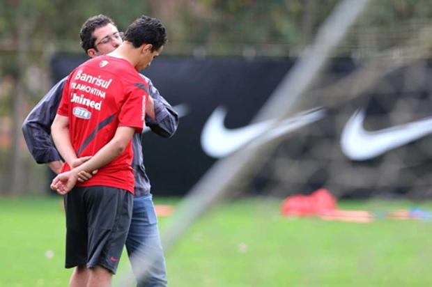 Tottenham oferece 23 milhões de euros por Damião Fernando Gomes/Agencia RBS/