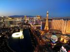 Em meio a um cenário desértico, Las Vegas brilha (literalmente) com cassinos e hotéis gigantescos e muitas atrações, noite e dia divulgação/divulgação Em meio a um cenário desértico, Las Vegas brilha (literalmente) com cassinos e hotéis gigantescos e muitas atrações, noite e dia divulgação/divulgação