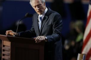 Clint Eastwood ironiza discurso na convenção republicana Lynne Sladky/AP