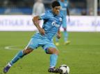 Hulk critica comportamento de torcedores racistas no meio do futebol Dmitry Lovetsky/AP Photo