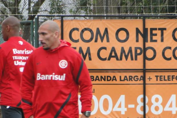 Com dores musculares, Guiñazu não treina com o grupo do Inter André Baibich/ Agência RBS/