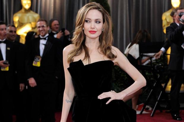 Angelina Jolie deve deixar de atuar para ficar mais tempo com os filhos AFP/AFP Angelina Jolie deve deixar de atuar para ficar mais tempo com os filhos AFP/AFP