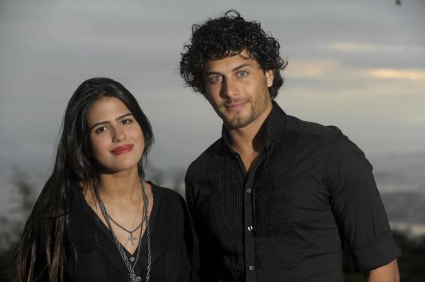 Jesus Luz está bem próximo de Antonia Morais, seu par romântico em "Guerra dos Sexos" Betina Humeres/Agencia RBS Jesus Luz está bem próximo de Antonia Morais, seu par romântico em "Guerra dos Sexos" Betina Humeres/Agencia RBS