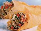 Canudinhos com parmesão recebem recheio cremoso divulgação/divulgação Canudinhos com parmesão recebem recheio cremoso divulgação/divulgação