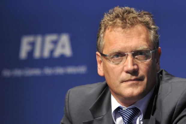Jérôme Valcke pede cumprimento de prazo em obras de estádios para a Copa das Confederações FABRICE COFFRINI/AFP/ Jérôme Valcke pede cumprimento de prazo em obras de estádios para a Copa das Confederações FABRICE COFFRINI/AFP/