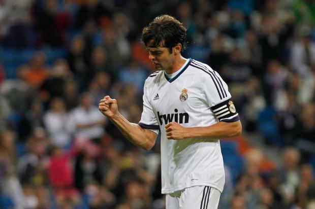 Desconfortável, Kaká não descarta deixar o Real Madrid em janeiro AP Photo/Andres Kudacki/