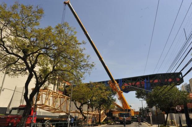Avenida Praia de Belas deve ser liberada até o final da noite de domingo na Capital Emílio Pedroso/Agencia RBS