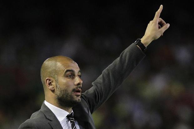 Vice-presidente do Milan se encontra com irmão e com assistente de Guardiola Angel Fernandez/Ap Vice-presidente do Milan se encontra com irmão e com assistente de Guardiola Angel Fernandez/Ap