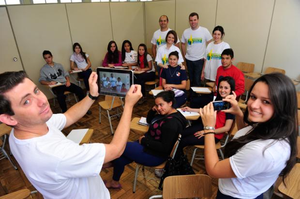 Alunos do Cristóvão de Mendoza, em Caxias, têm dia de atividades da campanha A Educação Precisa de Respostas Roni Rigon/ Alunos do Cristóvão de Mendoza, em Caxias, têm dia de atividades da campanha A Educação Precisa de Respostas Roni Rigon/