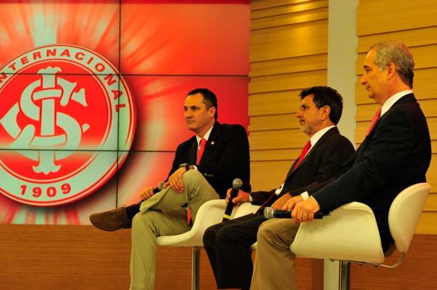 Giovanni Luigi, Luiz Antonio Lopes e Sandro Farias expõem ideias na RBS TV Emílio Pedroso/Agência RBS/ Giovanni Luigi, Luiz Antonio Lopes e Sandro Farias expõem ideias na RBS TV Emílio Pedroso/Agência RBS/
