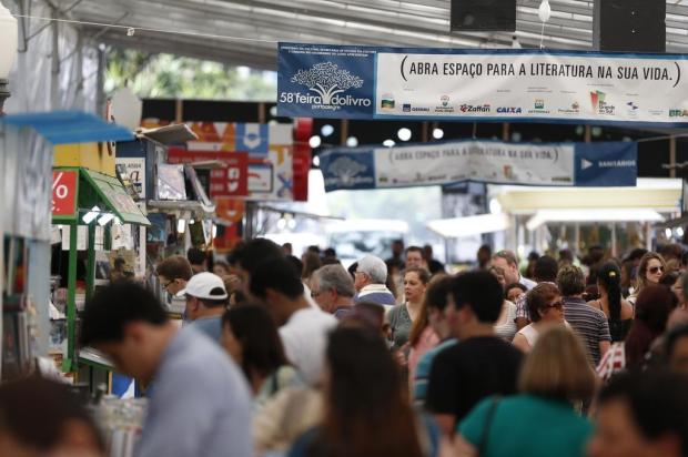Veja os destaques da programação da Feira do Livro nesta quinta-feira Felix Zucco/Agencia RBS