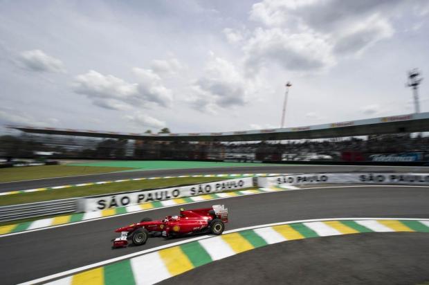 Previsão é de tempo instável em Interlagos para o final de semana do GP Brasil Antônio Scorza/AFP
