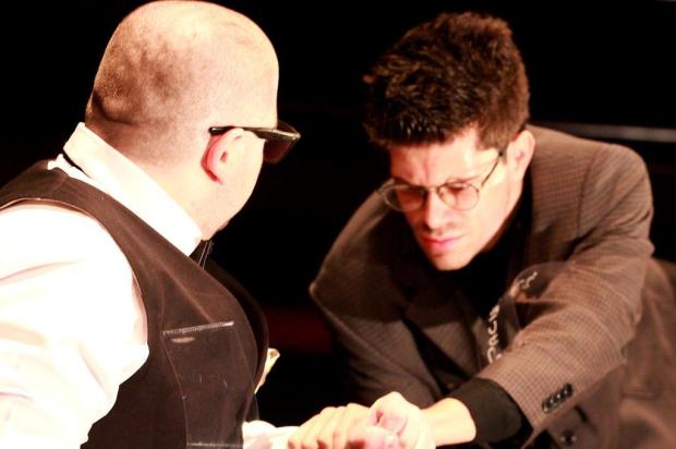Beckett & Bion em cartaz no Teatro de Arena Cinthya Verri/Divulgação