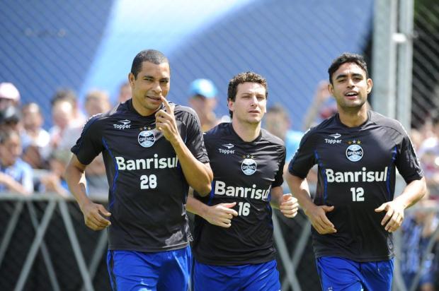 Sem Elano e Gilberto Silva, Grêmio treina para o confronto com o São Paulo Ronaldo Bernardi/Agencia RBS