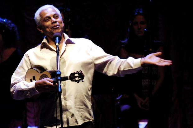 O rio de sensibilidades de Paulinho da Viola completa 70 anos André Feltes/Agencia RBS O rio de sensibilidades de Paulinho da Viola completa 70 anos André Feltes/Agencia RBS