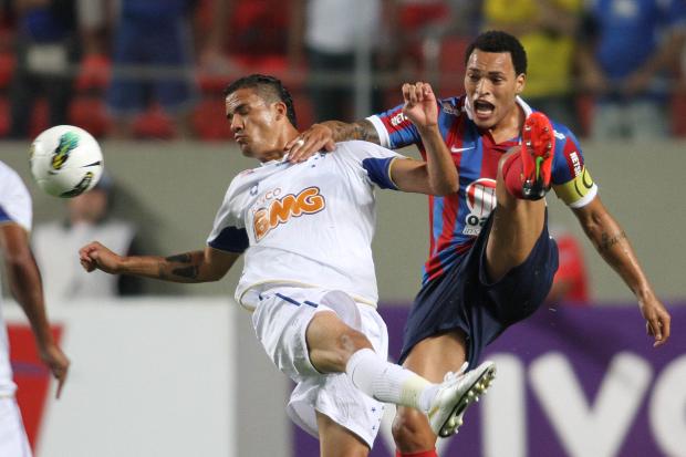 Com protestos contra Roth e o time, Cruzeiro vence o Bahia de virada Washington Alves/Vipcomm/