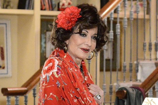 Glória Menezes é três em uma em "Louco por Elas" Raphael Dias/TV Globo/Divulgação