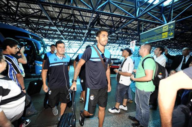 Rumo à Colômbia: susto e aplausos da delegação do Grêmio em escala na Bolívia Ricardo Duarte/Agencia RBS