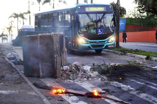 Protesto na Avenida Ivo Silveira, em Florianópolis, seria em solidariedade a presos Cristiano Estrela/Agencia RBS