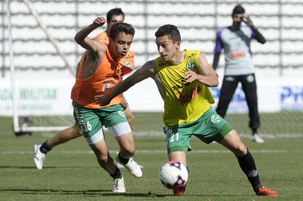 Empresário dá prazo até a próxima semana, mas direção do Juventude espera dinheiro de Telles nesta quarta-feira Juan Barbosa /
