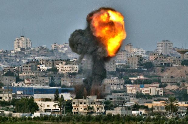 Ataque israelense contra Gaza mata dois palestinos Jack Guez/AFP Ataque israelense contra Gaza mata dois palestinos Jack Guez/AFP