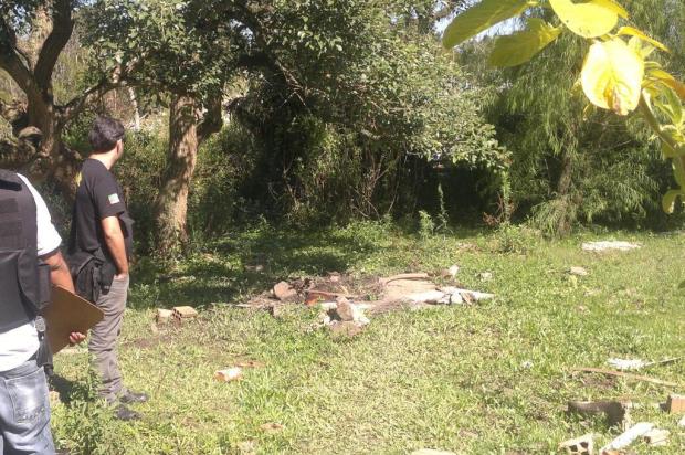 Corpo degolado é encontrado no Bairro Mário Quintana, na Capital Eduardo Torres/Agência RBS Corpo degolado é encontrado no Bairro Mário Quintana, na Capital Eduardo Torres/Agência RBS