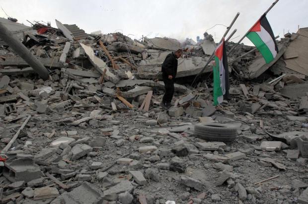 Israel bombardeia sede do Hamas em Gaza Mahmud Hams/AFP Israel bombardeia sede do Hamas em Gaza Mahmud Hams/AFP