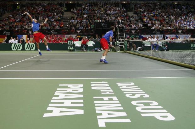 República Checa vence nas duplas e abre vantagem na final da Copa Davis  Petr David Josek/AP