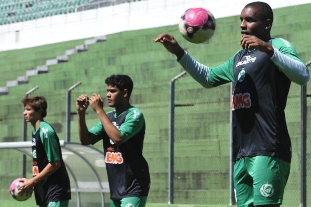 Com três desfalques, Juventude decide vaga na final contra o Inter na noite desta segunda-feira, em gramado sintético Roni Rigon/ Com três desfalques, Juventude decide vaga na final contra o Inter na noite desta segunda-feira, em gramado sintético Roni Rigon/