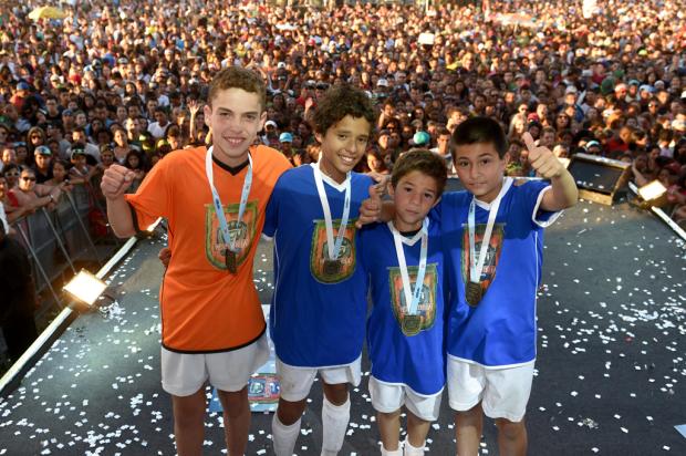 Peneirinha é encerrada com festa e anúncio dos campeões em Porto Alegre Franco Rodrigues , Glowpress/