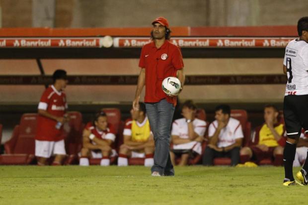 Fernandão afirma que Bolívar se recusou a fardar: "É um ato de indisciplina" Marcelo Oliveira/ Fernandão afirma que Bolívar se recusou a fardar: "É um ato de indisciplina" Marcelo Oliveira/