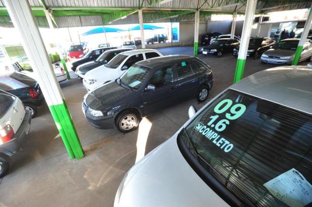 Mercado de carros usados tem leve recuperação Jean Pimentel/Agencia RBS Mercado de carros usados tem leve recuperação Jean Pimentel/Agencia RBS