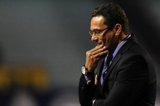 Via Twitter, Luxemburgo desmente proposta para assumir o Palmeiras Diego Vara/Agencia RBS Via Twitter, Luxemburgo desmente proposta para assumir o Palmeiras Diego Vara/Agencia RBS