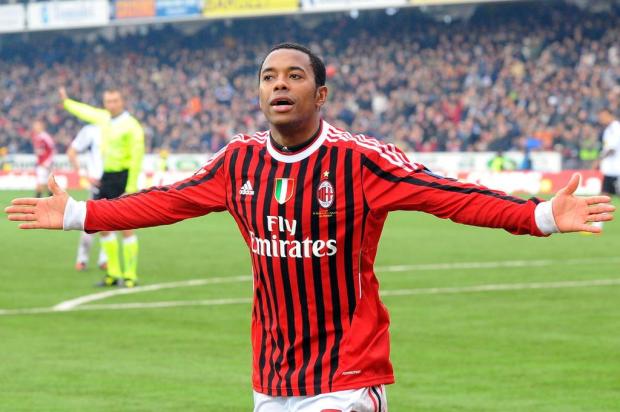 Diretoria de Koff afirma que empresários ofereceram Robinho ao Grêmio Maurizio Parentti/AFP Diretoria de Koff afirma que empresários ofereceram Robinho ao Grêmio Maurizio Parentti/AFP