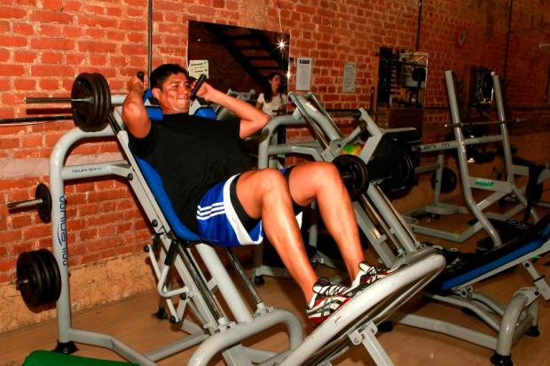FOTO: Com foco no retorno aos campos, Jardel faz exercícios em academia Wesley Santos/ PressDigital/