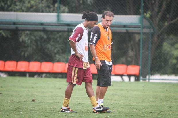 Após ser poupado, Ronaldinho volta aos treinos no Atlético-MG Bruno Cantini/Atlético-MG/